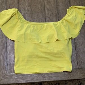 Kortni Jeane ruffle around top